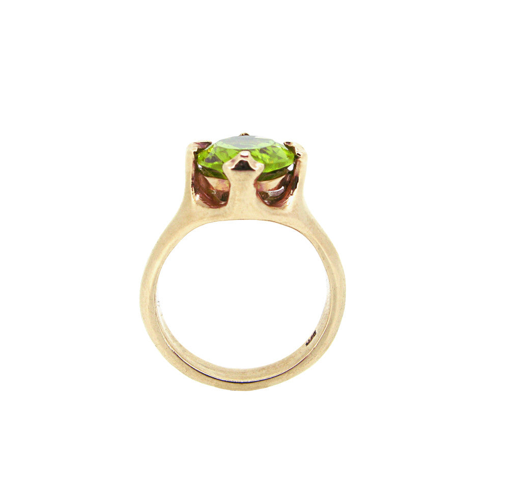 Majesty Ring with Peridot in 9ct Gold