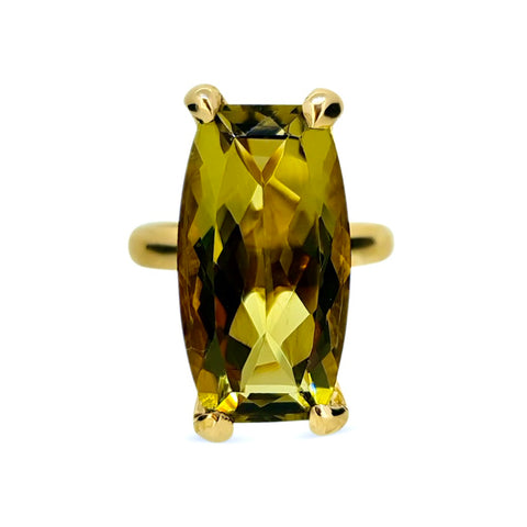 The Rock Ring with Olive Quartz in 9ct Ina Gold