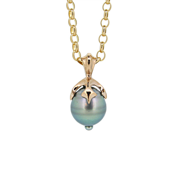 Large Majesty Pendant with Tahitian Pearl in 9ct Gold