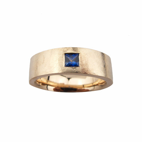 Flat Matte Small with Celyon Sapphire in 9ct Ina Gold