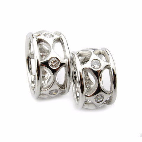 Prince ring with Diamonds in White Gold