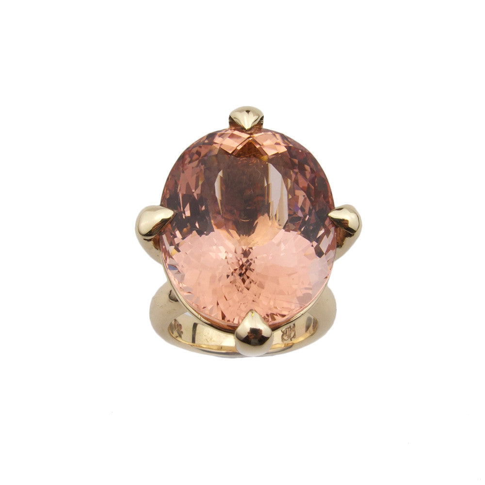 Queen Ring with morganite in 9ct Ina Gold