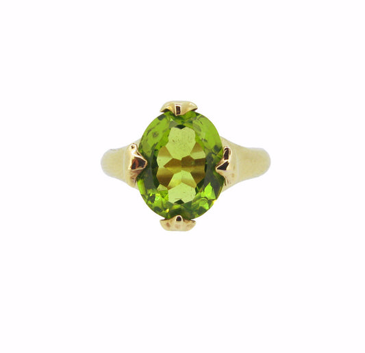 Majesty Ring with Peridot in 9ct Gold