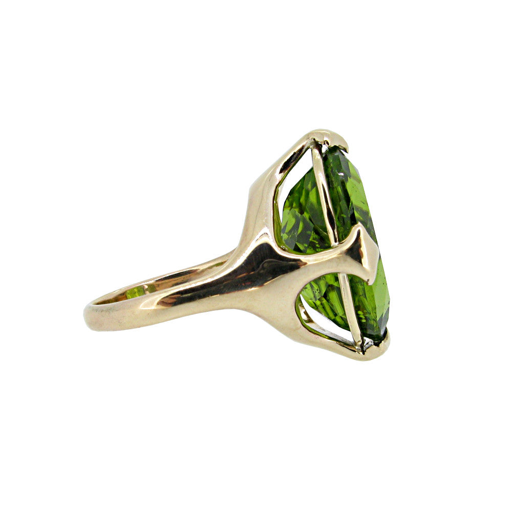 Large Majesty Ring with Peridot in 9ct Gold