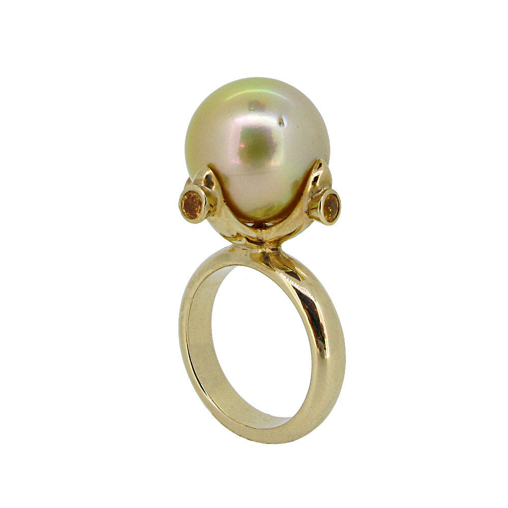 Queen Ring with Gold South Sea Pearl and Golden Sapphires in 9ct Ina Gold