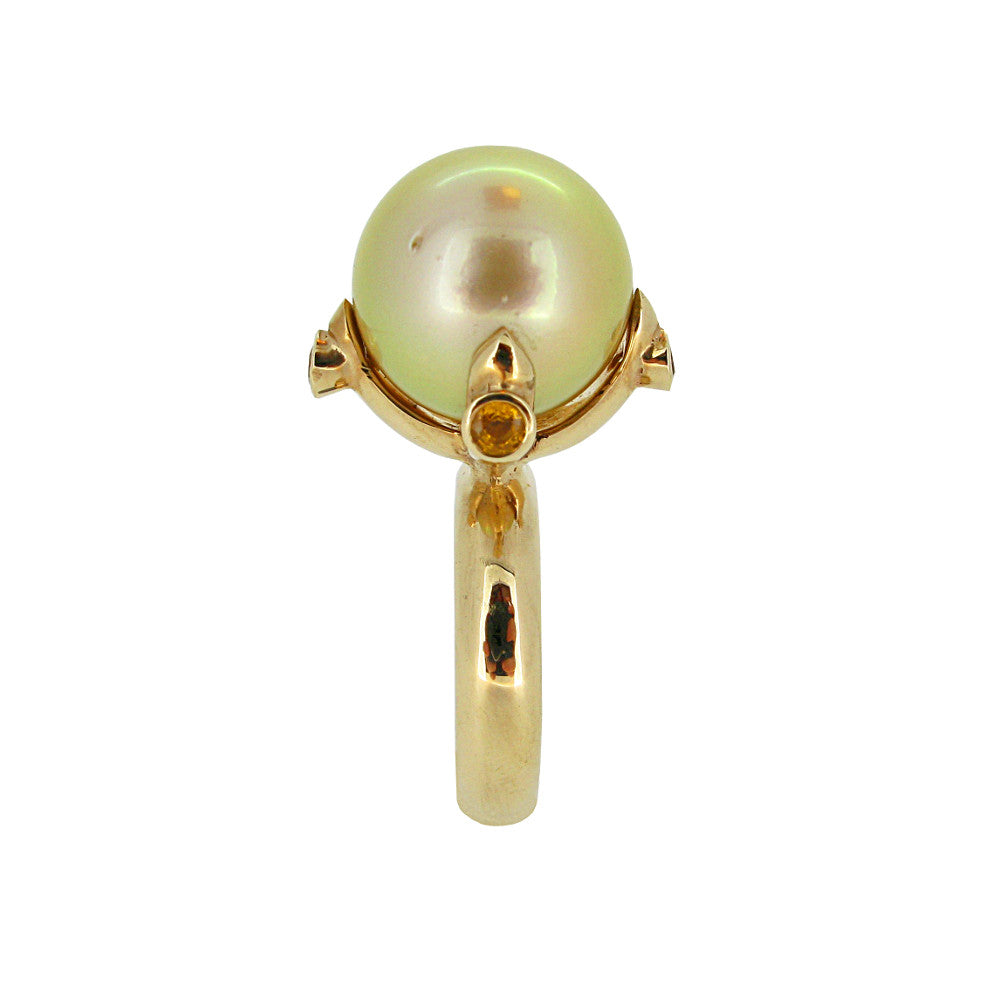 Queen Ring with Gold South Sea Pearl and Golden Sapphires in 9ct Ina Gold